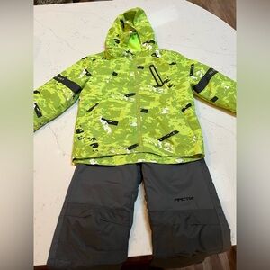 Boy snow/ski bundle Camouflage Jacket and Gray Pants Set